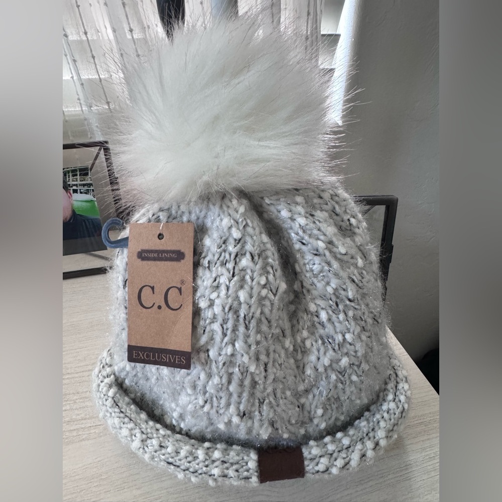 NWT CC Heathered Beanie with Soft White Poof